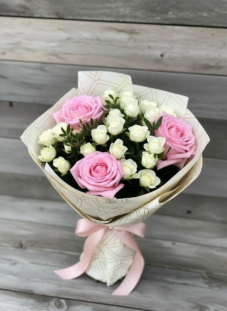 Букет цветов из: Розы в Бжедуховской