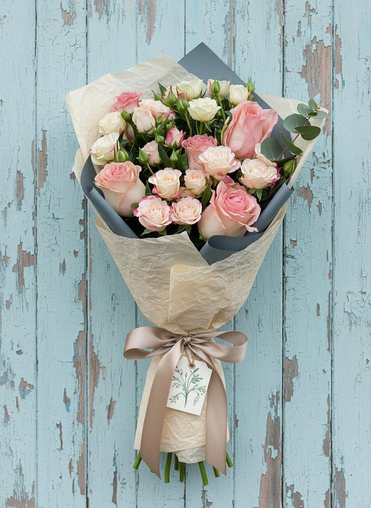 Букет цветов из: Розы в Бжедуховской