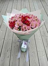 Букет цветов из:  Альстромерии #REPLACE_PRED# Бжедуховской