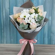 Букет цветов из:  Хризантемы и Розы в Бжедуховской