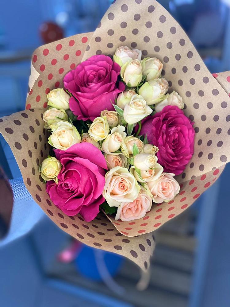 Букет цветов из: Розы в Бжедуховской