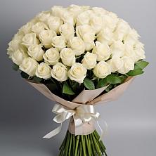 Букет 101 беля роза Белоснежка в Бжедуховской