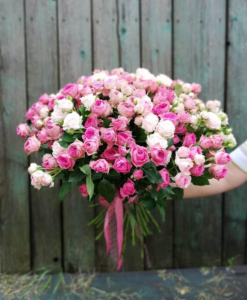 Букет Розовые кустовые розы Натали и Лав Лидия в Бжедуховской